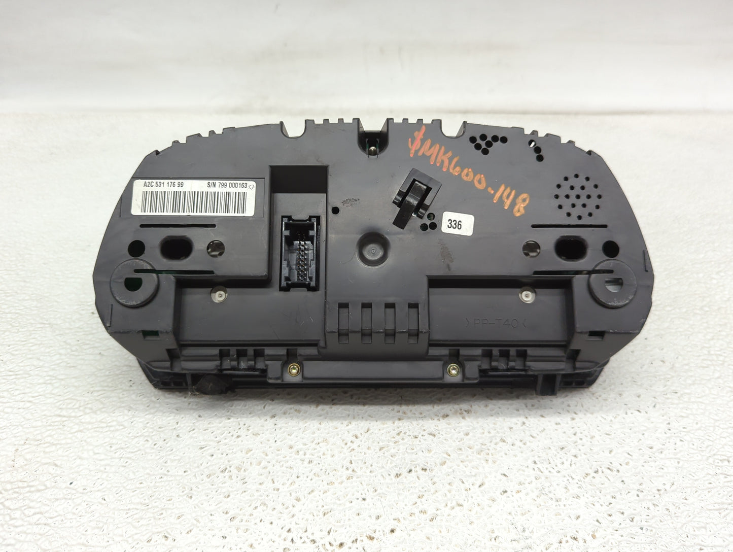 2006 Bmw 325i Instrument Cluster Speedometer Gauges P/N:6974667-01 IK697466701U, A2C53117699 Fits OEM Used Auto Parts - Oemu