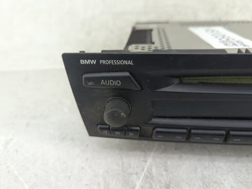 2006 Bmw 330i Radio AM FM Cd Player Receiver Replacement P/N:65.12-6975013 6968101, CD73, RA697501302G Fits OEM Used Auto Parts
