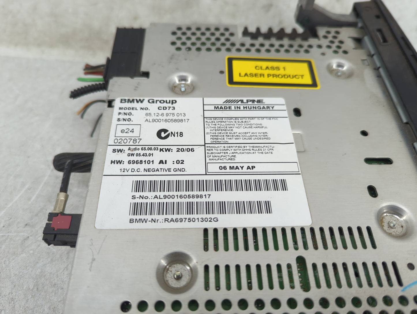 2006 Bmw 330i Radio AM FM Cd Player Receiver Replacement P/N:65.12-6975013 6968101, CD73, RA697501302G Fits OEM Used Auto Pa