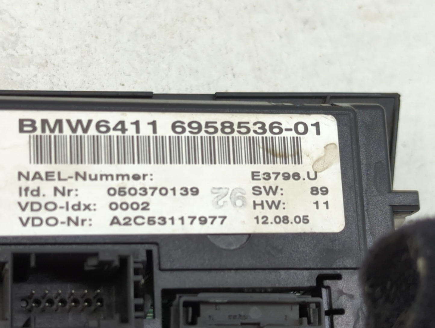 2006 Bmw 330i Climate Control Module Temperature AC/Heater Replacement P/N:6958536-01 Fits OEM Used Auto Parts - Oemusedauto