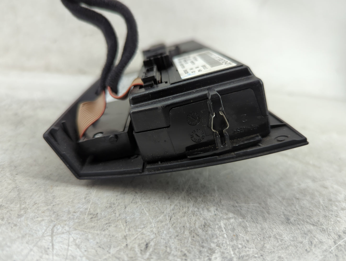 2006 Bmw 330i Climate Control Module Temperature AC/Heater Replacement P/N:9110610-01 Fits OEM Used Auto Parts - Oemusedauto