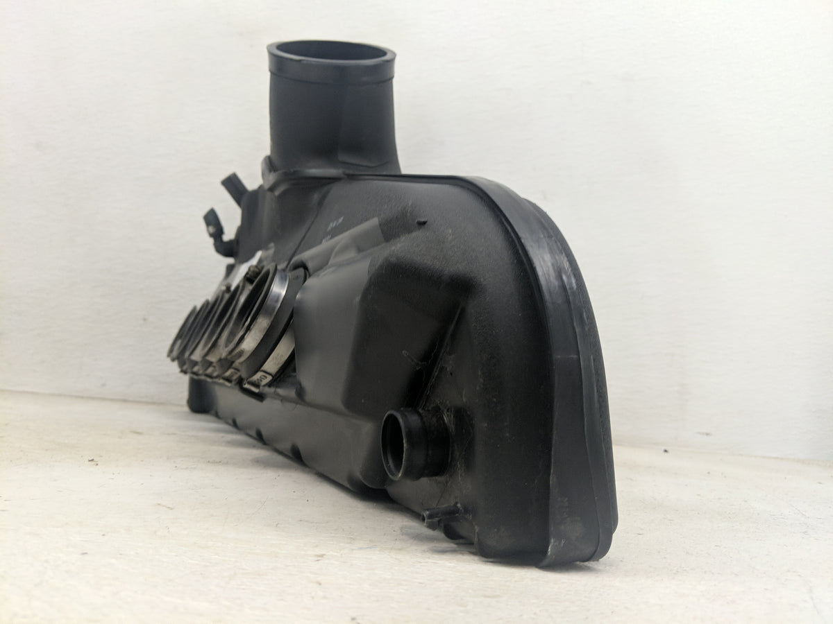 2006-2010 Bmw M6 Air Cleaner Intake-duct Hose Tube - Oemusedautoparts1.com
