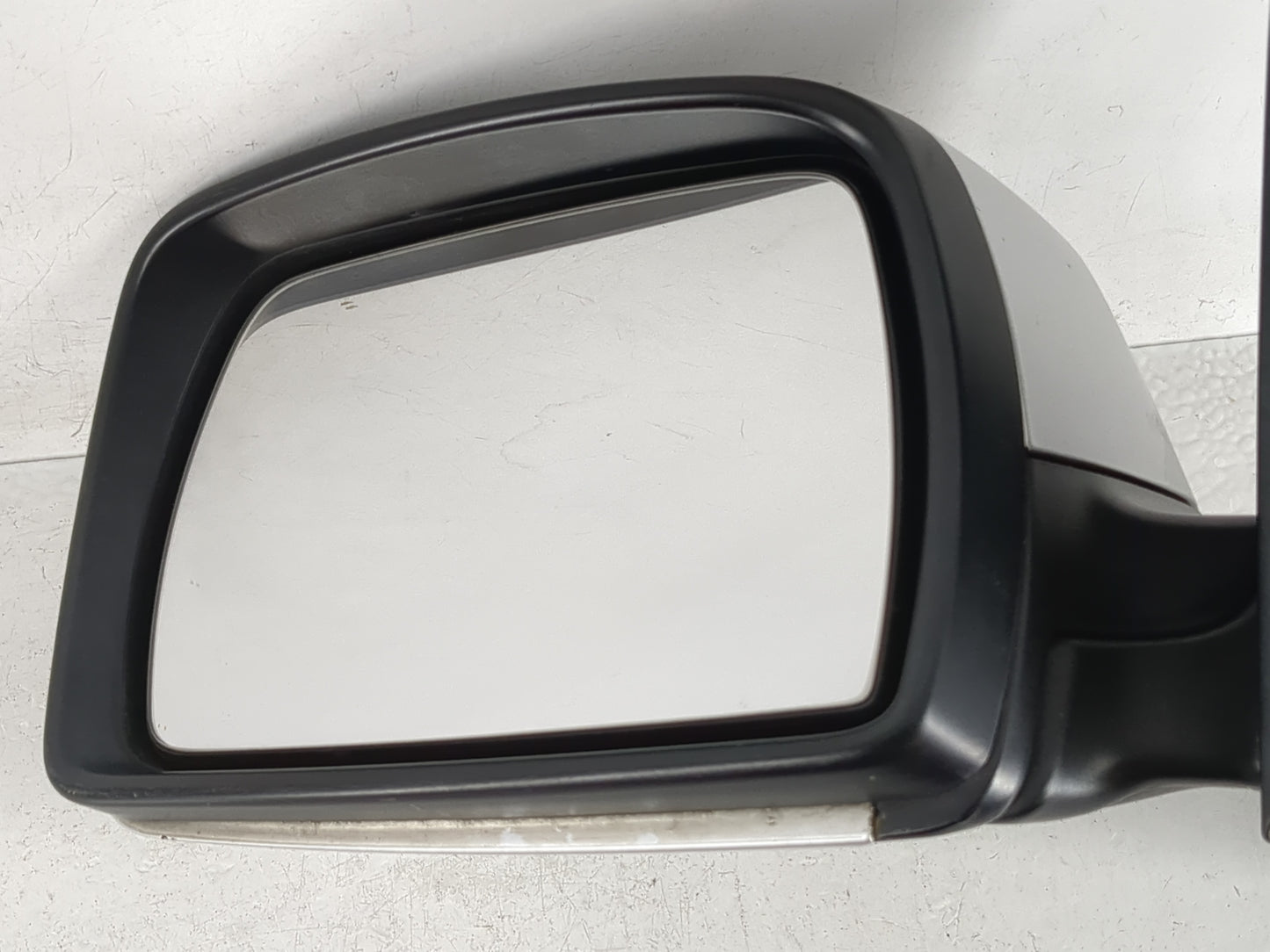 2004-2006 Bmw X3 Driver Side View Mirror - Left Door Mirror OEM Used - Oemusedautoparts1.com