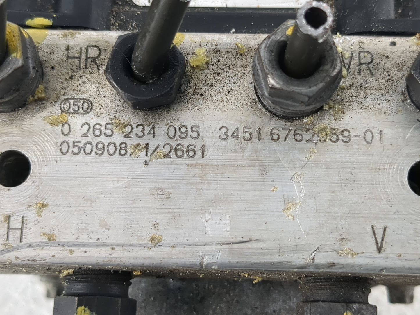 2004-2006 Bmw X5 ABS Pump Control Module Replacement P/N:3451 6762059-01 Fits Fits 2004 2005 2006 OEM Used Auto Parts - Oemu