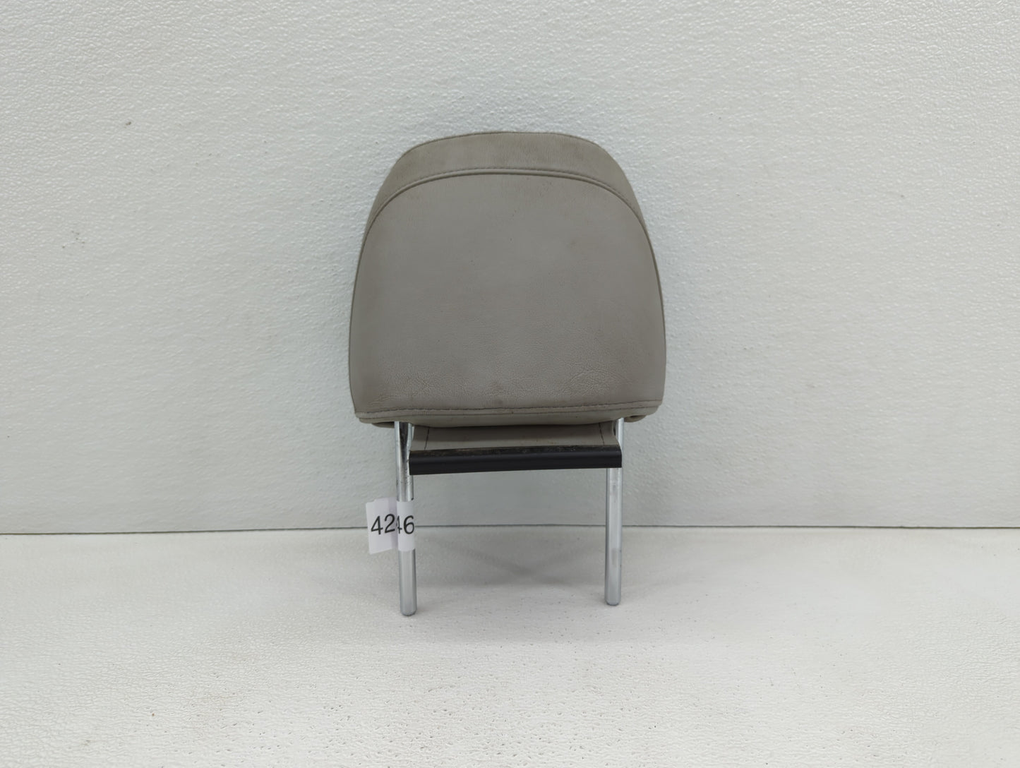 2005-2006 Buick Terraza Headrest Head Rest Rear Seat Light Grey - Oemusedautoparts1.com