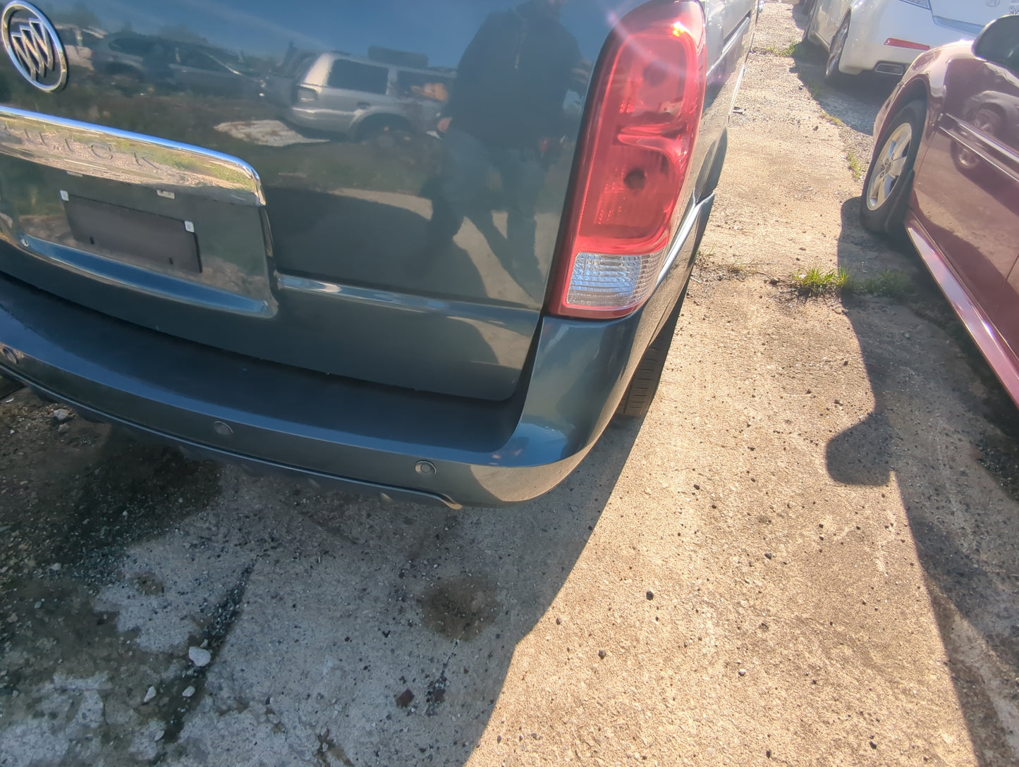 2005-2007 Buick Terraza Rear Bumper Assembly Oem - Oemusedautoparts1.com