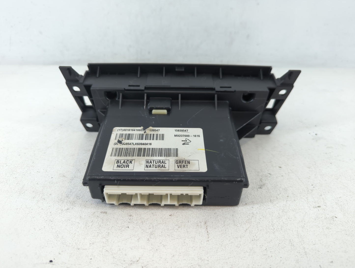 2006 Cadillac Dts Climate Control Module Temperature AC/Heater Replacement P/N:MX237000-1616 15839547 Fits OEM Used Auto Par