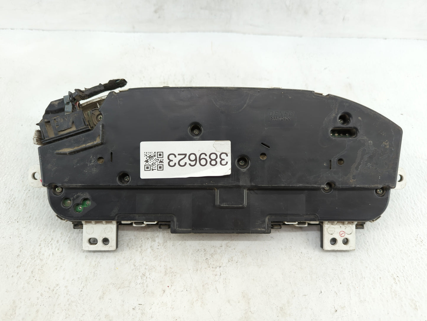 2006 Cadillac Sts Instrument Cluster Speedometer Gauges P/N:10382309 15926684, 15826684 Fits OEM Used Auto Parts - Oemusedau