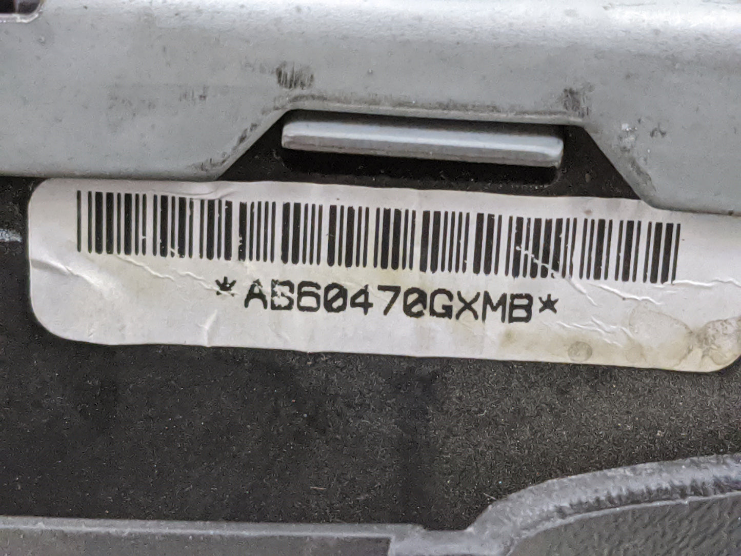 2003 Chevrolet Avalanche 1500 Air Bag Driver Left Steering Wheel Mounted - Oemusedautoparts1.com