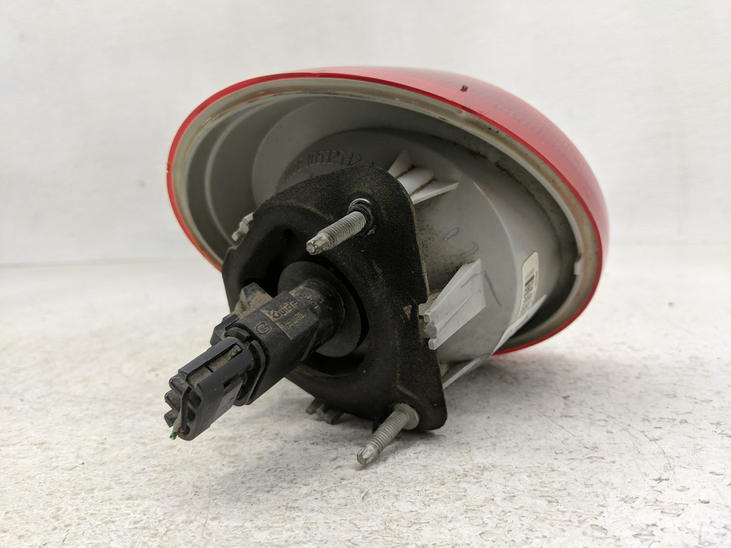2005-2010 Chevrolet Cobalt Tail Light Assembly Passenger Right OEM Fits Fits 2005 2006 2007 2008 2009 2010 OEM Used Auto Par
