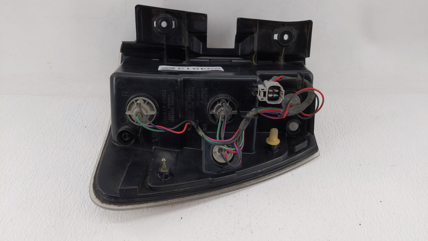 2006 Chevrolet Equinox Tail Light Assembly Passenger Right OEM P/N:548077 30796268, GM384-B000R Fits Fits 2005 2007 2008 200