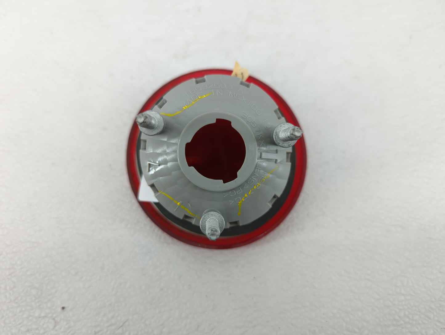 2006-2011 Chevrolet Hhr Tail Light Assembly Driver Left OEM P/N:16532503 22727298 Fits Fits 2006 2007 2008 2009 2010 2011 OE