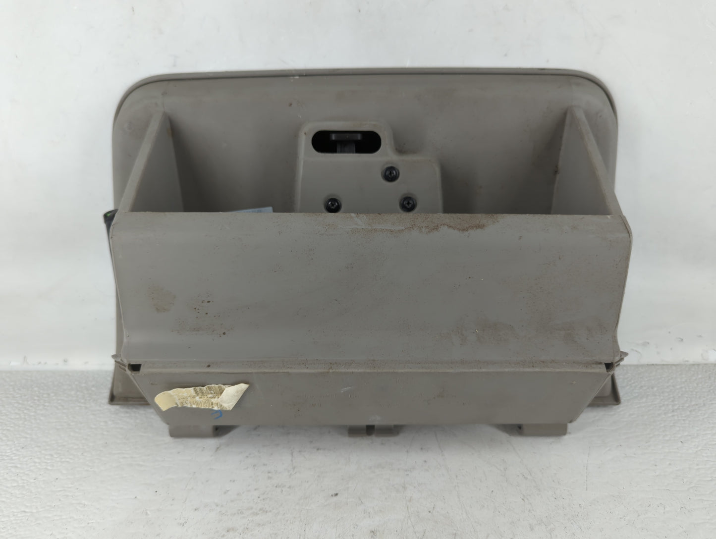 2006 Chevrolet Hhr Passenger Glove Box Door Storage Compartment 692647 - Oemusedautoparts1.com
