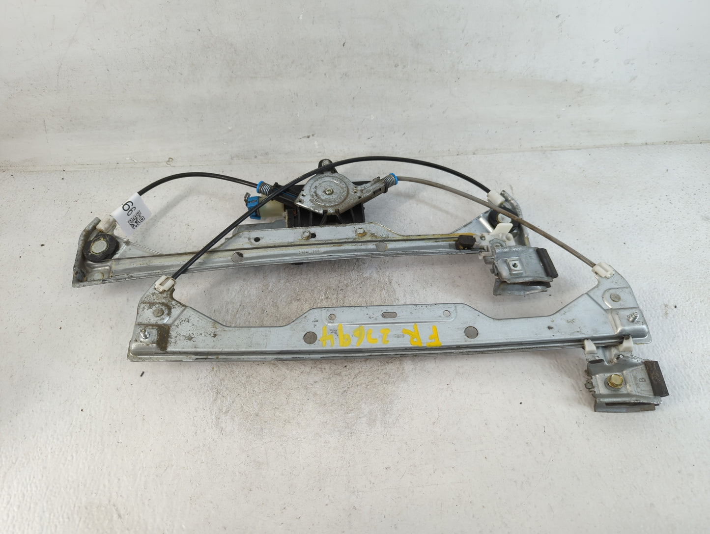 2006-2011 Chevrolet Hhr Driver Left Front Window Regulator 802466 - Oemusedautoparts1.com