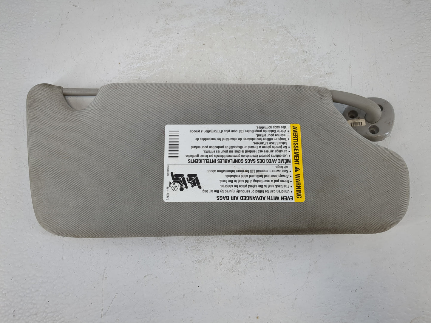 2006-2016 Chevrolet Impala Sun Visor Shade Replacement Driver Left Mirror Fits OEM Used Auto Parts - Oemusedautoparts1.com