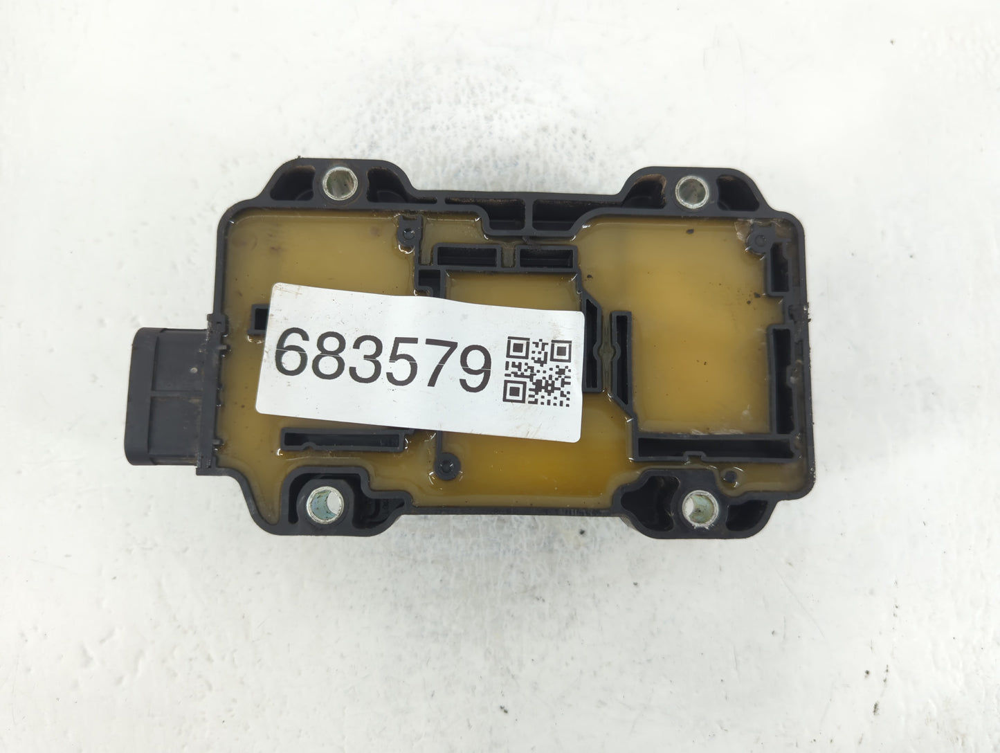 2006 Chevrolet Impala Engine Ignition Distributor OEM P/N:H6T40271ZC Fits OEM Used Auto Parts - Oemusedautoparts1.com