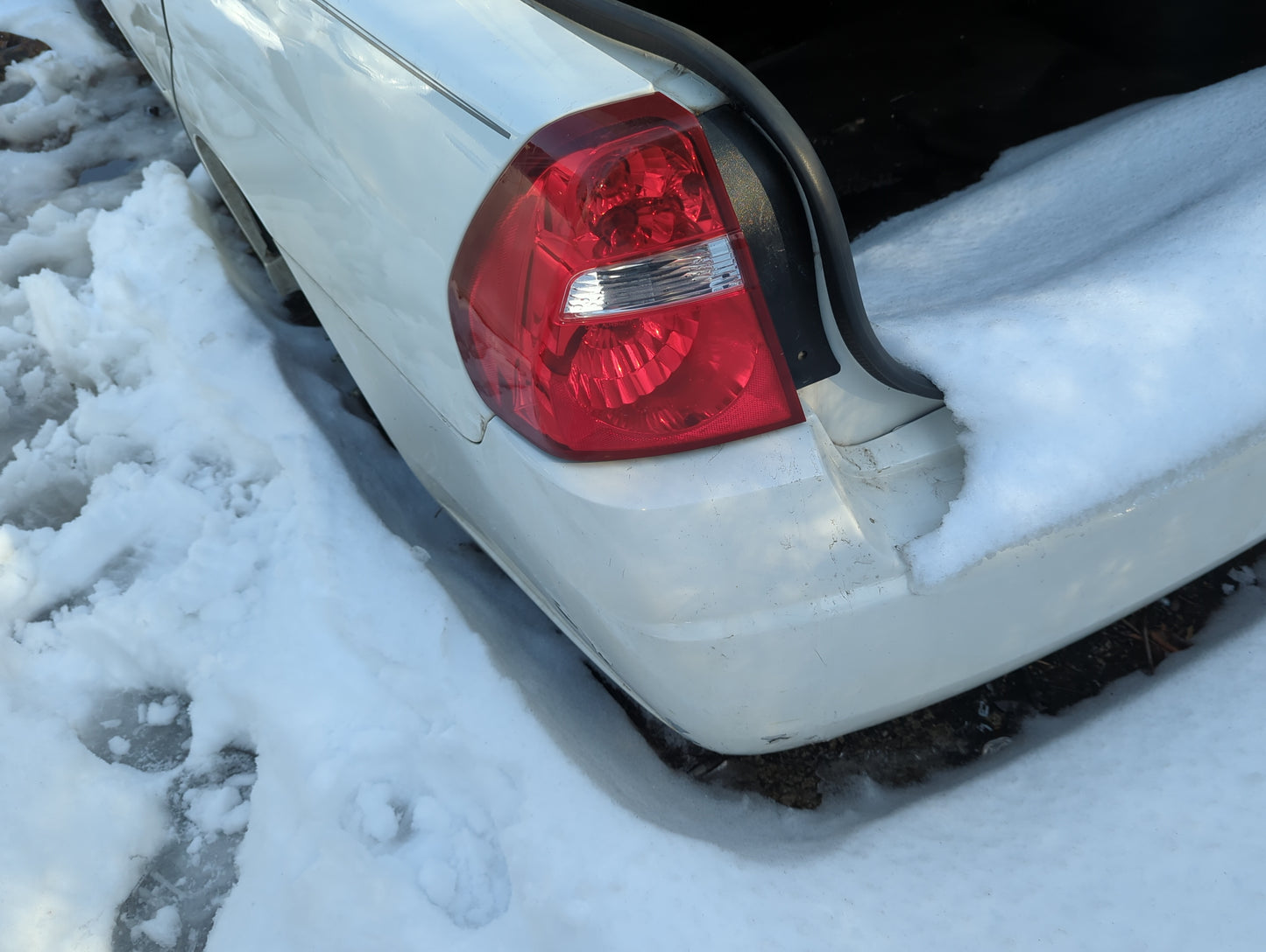 2004-2008 Chevrolet Malibu Rear Bumper Assembly Oem - Oemusedautoparts1.com
