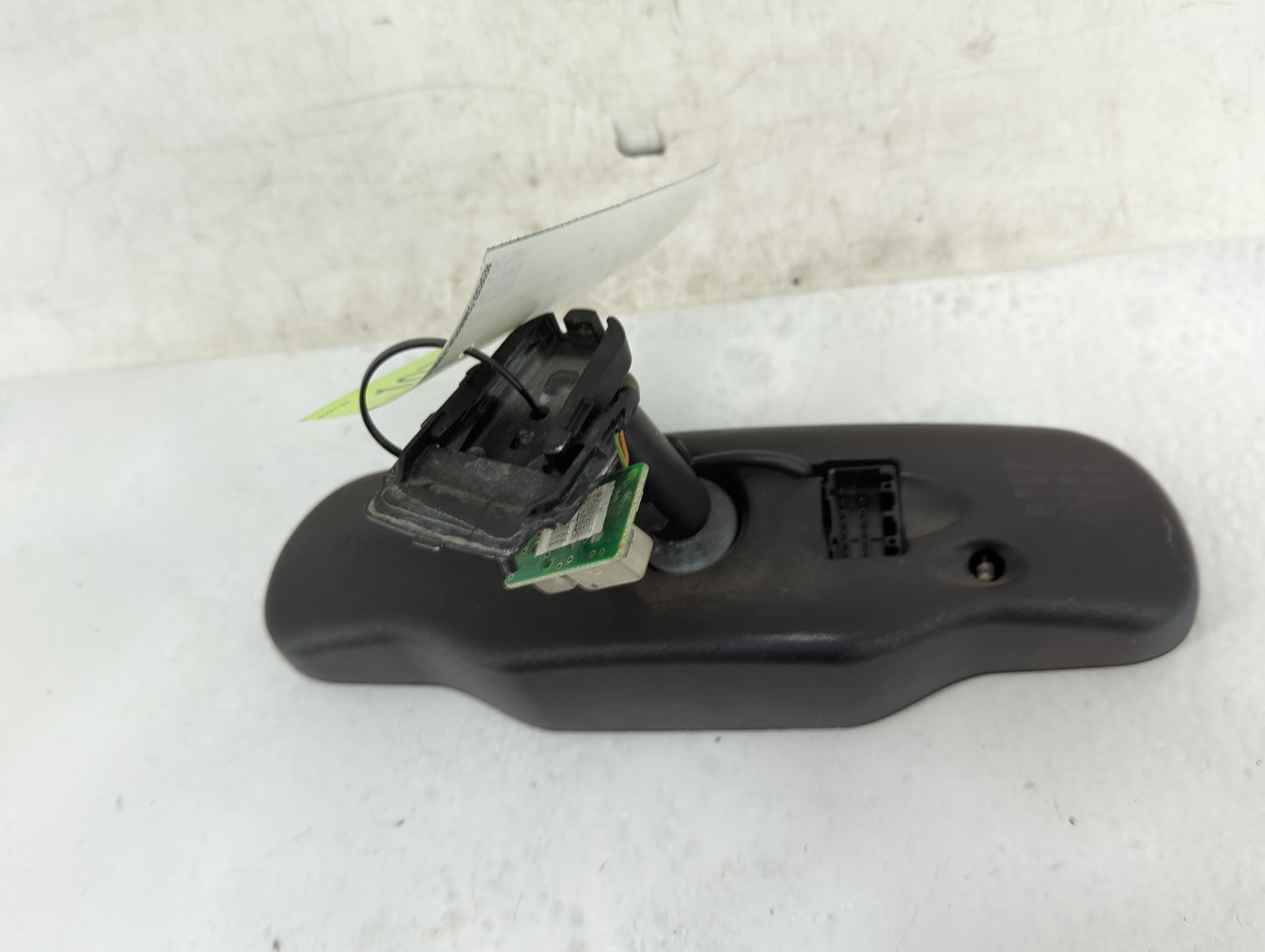 2006 Chevrolet Trailblazer Interior Rear View Mirror Replacement OEM Fits OEM Used Auto Parts - Oemusedautoparts1.com