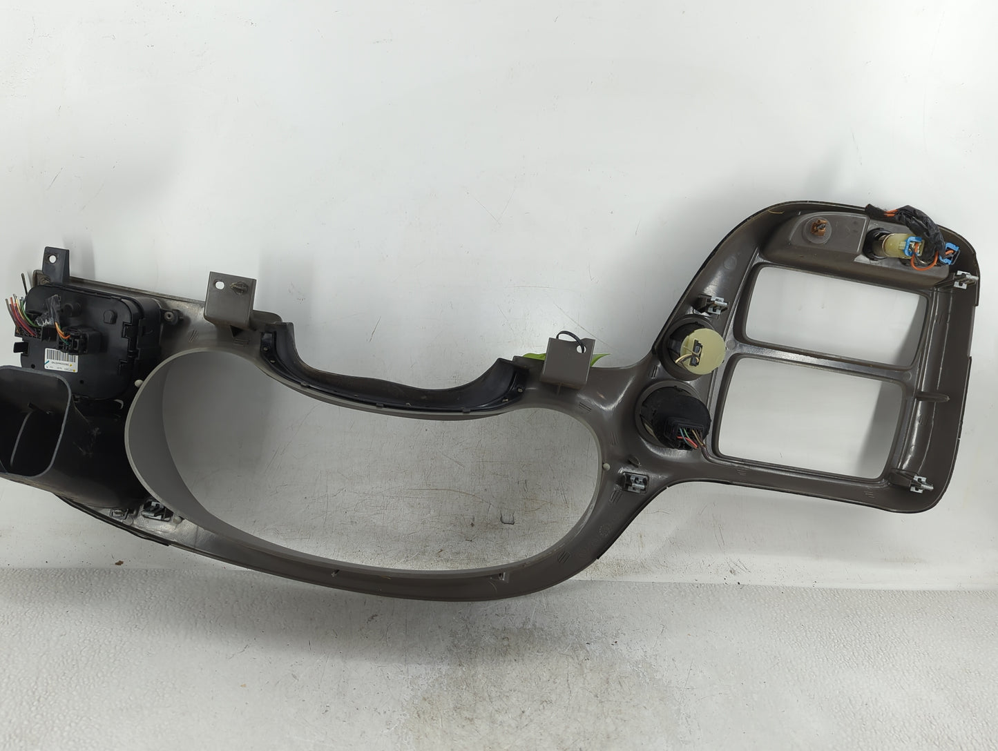 2005-2009 Chevrolet Trailblazer Dash Panel - Oem - Oemusedautoparts1.com