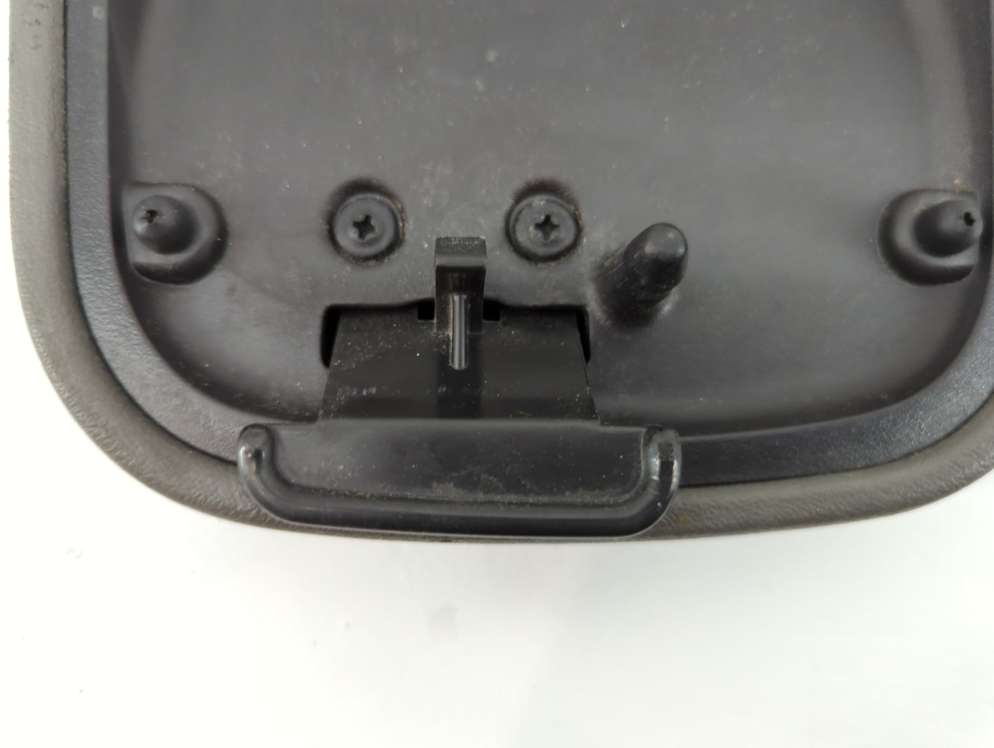 2006 Chevrolet Trailblazer Center Console Armrest Cover Lid Fits OEM Used Auto Parts - Oemusedautoparts1.com