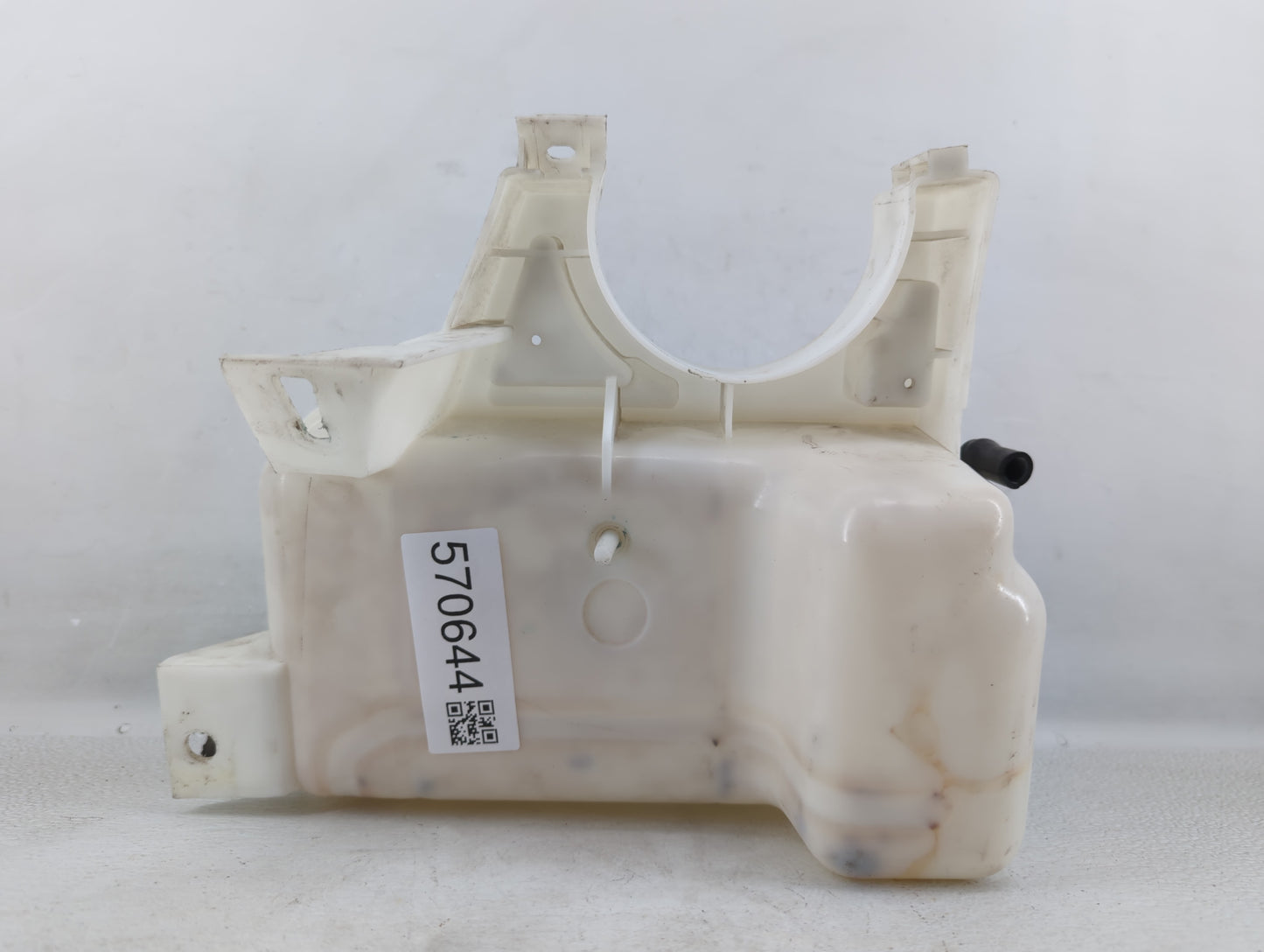 2002 Chevrolet Trailblazer Windshield Washer Fluid Reservoir Bottle Oem - Oemusedautoparts1.com