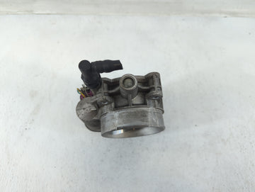 2003-2007 Chevrolet Trailblazer Throttle Body P/N:173 05F 1821 Fits Fits 2003 2004 2005 2006 2007 OEM Used Auto Parts
