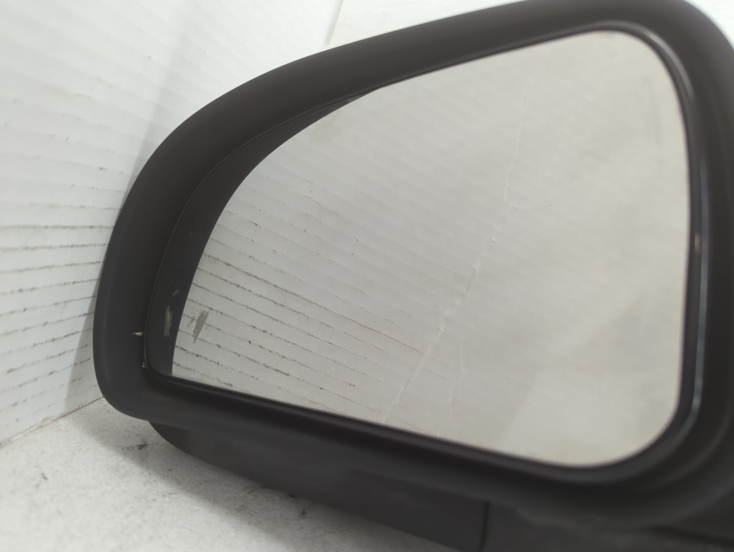 2006-2009 Chevrolet Trailblazer Driver Side View Mirror - Left Door Mirror OEM Used - Oemusedautoparts1.com
