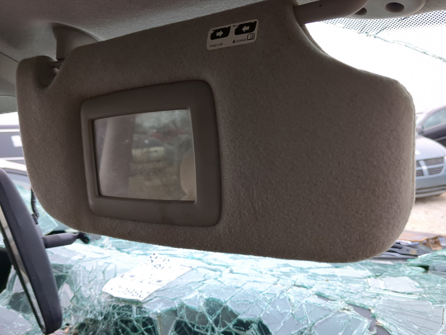 2005-2006 Chevrolet Trailblazer Ext Sun Visor Shade Replacement Passenger Right Mirror Fits Fits 2005 2006 2007 OEM Used Aut