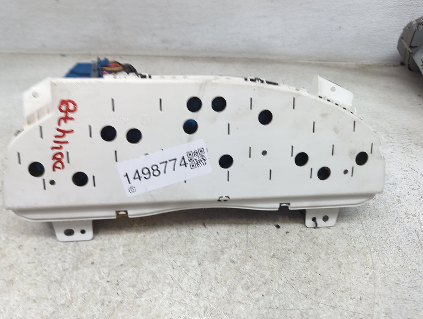 2006 Chevrolet Uplander Instrument Cluster Speedometer Gauges P/N:2092516 Miles: Fits OEM Used Auto Parts - Oemusedautoparts