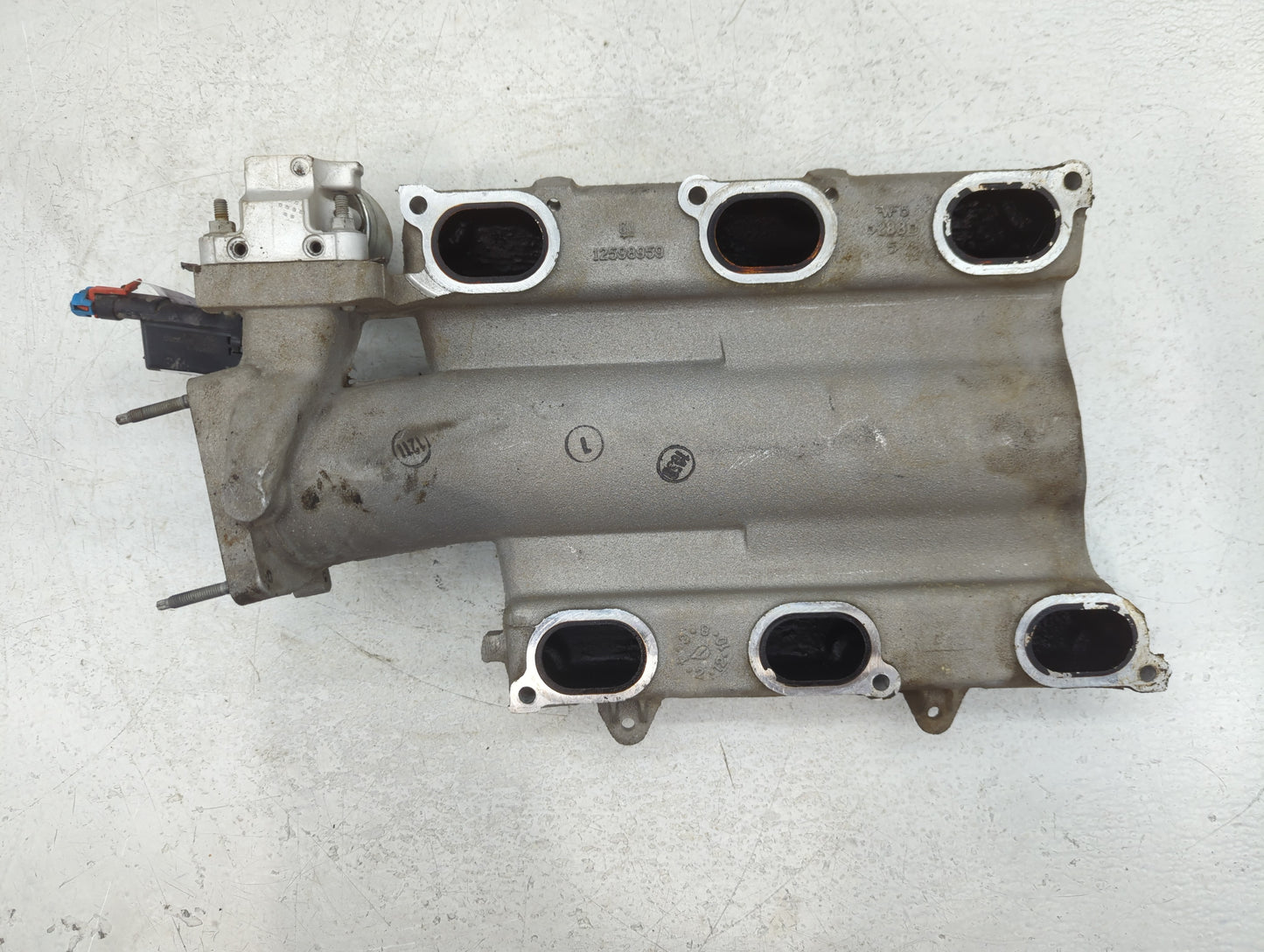 2006 Chevrolet Uplander Air Intake Manifold P/N:12598959 Fits OEM Used Auto Parts - Oemusedautoparts1.com