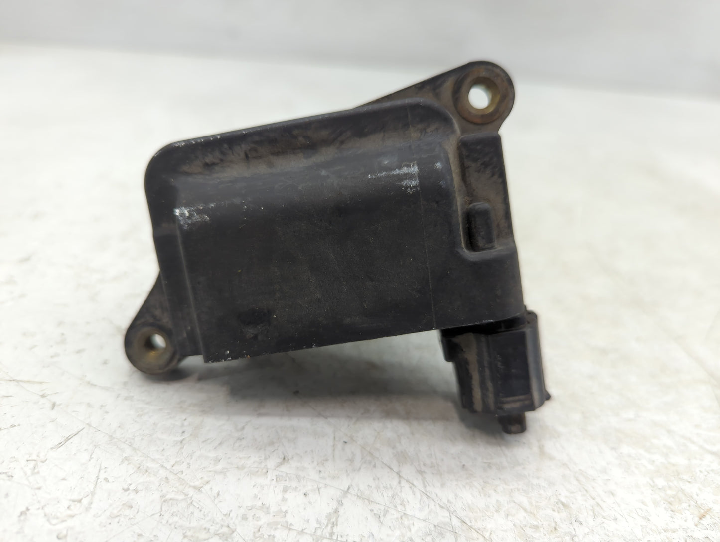 2005-2022 Chrysler 300 Ignition Coil Igniter Pack - Oemusedautoparts1.com