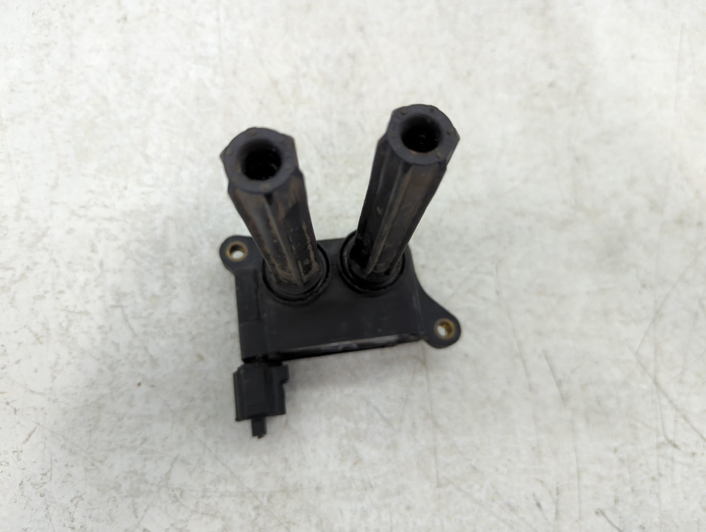 2005-2022 Chrysler 300 Ignition Coil Igniter Pack - Oemusedautoparts1.com
