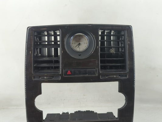 2005-2007 Chrysler 300 Climate Control Module Temperature AC/Heater Replacement P/N:P55111870AH Fits Fits 2005 2006 2007 OEM Used Auto Parts