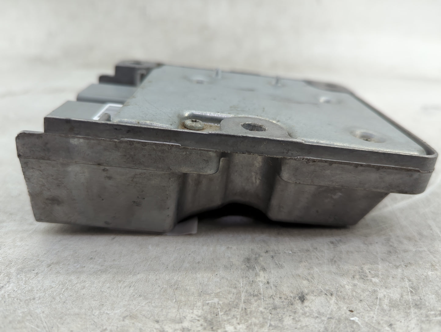 2005-2006 Chrysler 300 Safety Restraint Srs Airbag Control Module - Oemusedautoparts1.com