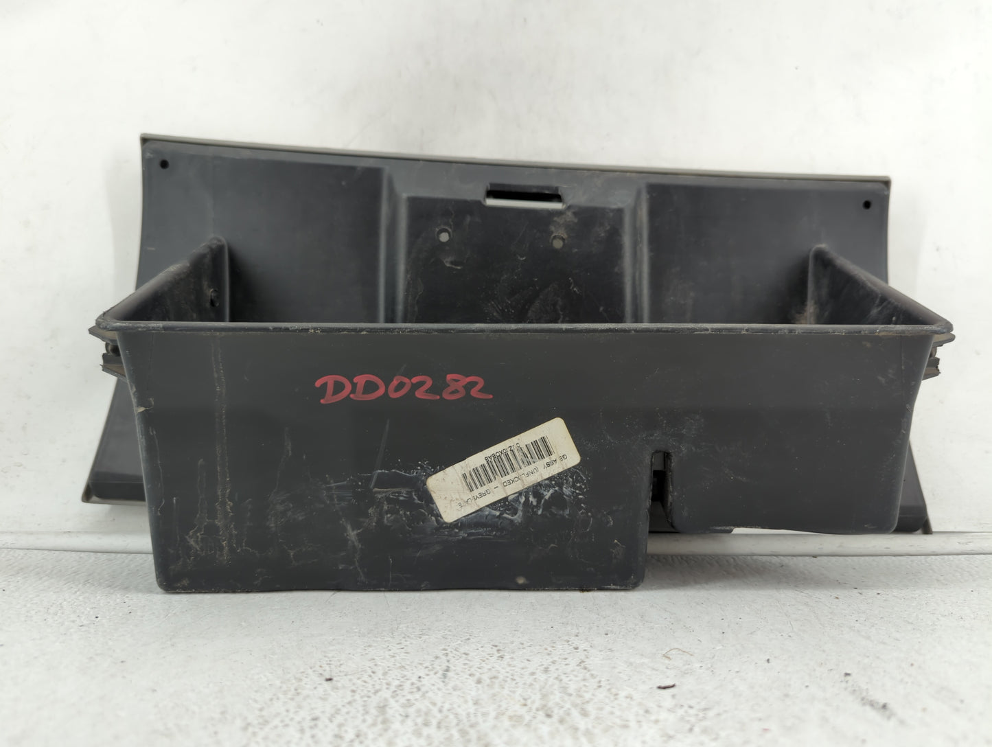 2006 Chrysler 300 Passenger Glove Box Door Storage Compartment Grey - Oemusedautoparts1.com