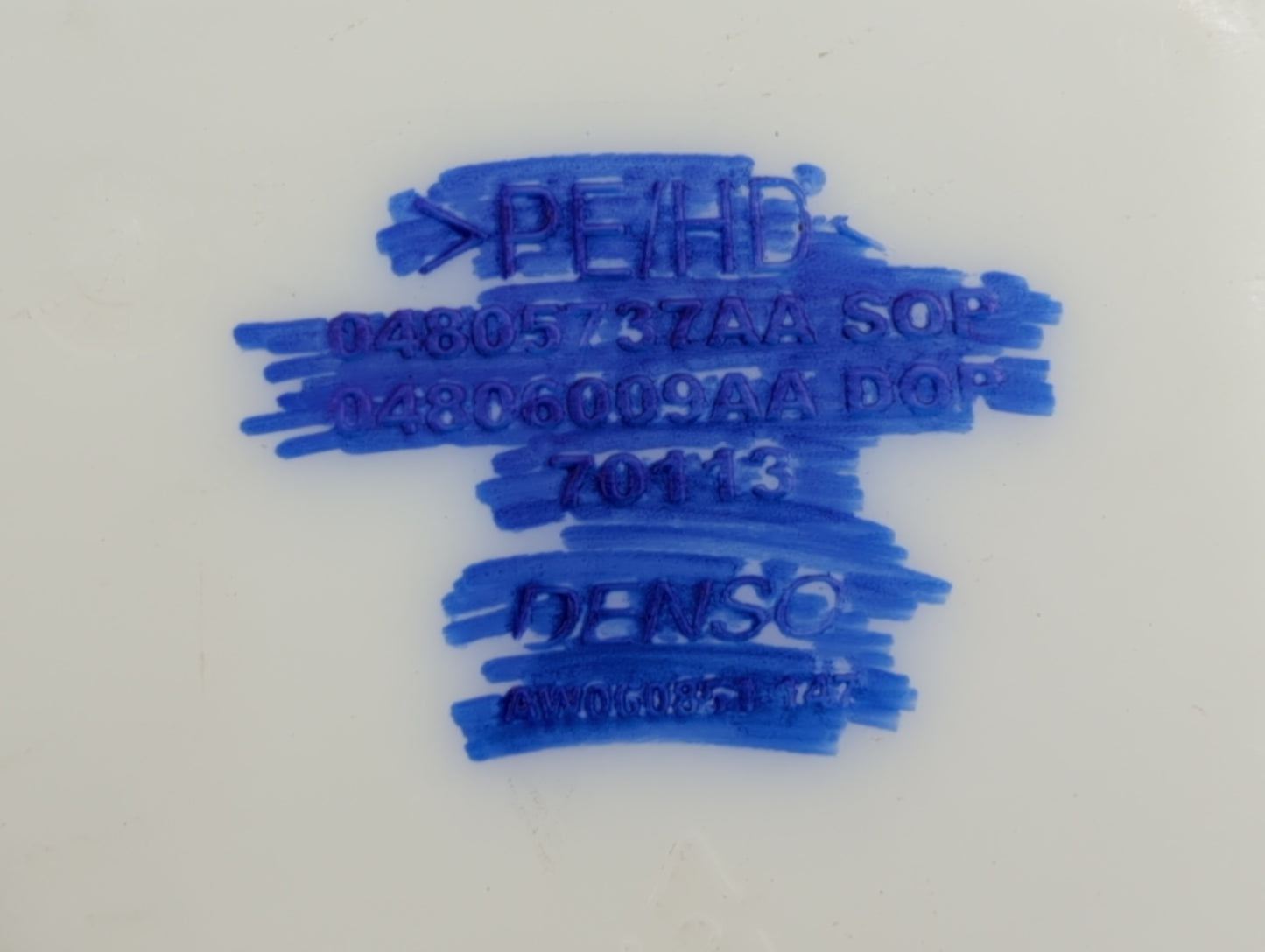 2006-2010 Chrysler 300 Windshield Washer Fluid Reservoir Bottle Oem - Oemusedautoparts1.com