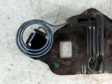 2006 Chrysler 300 Trunk Lid-hinge Passenger Right Side