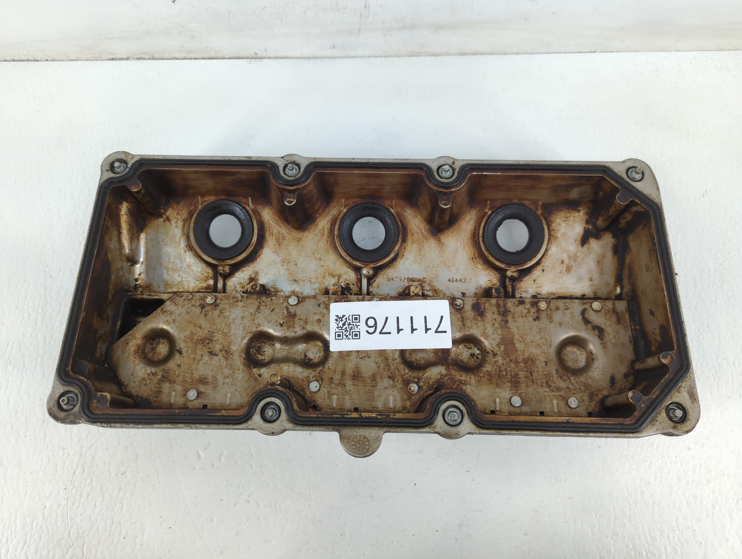 2006 Chrysler 300 Driver Left Cylinder Head Valve Cover P/N:40443 04792880AC Fits OEM Used Auto Parts - Oemusedautoparts1.co