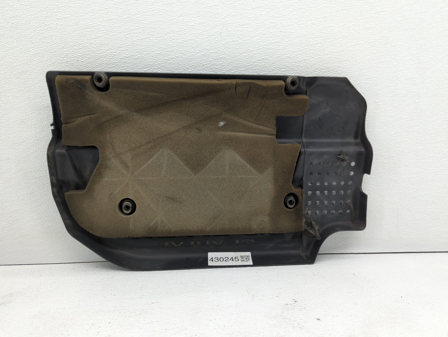 2006 Chrysler Pacifica Engine Cover - Oemusedautoparts1.com