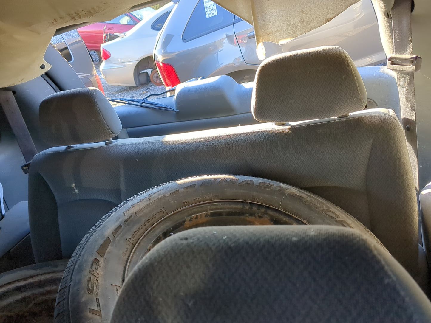 2006 Chrysler Town & Country Rear Seat Oem - Oemusedautoparts1.com