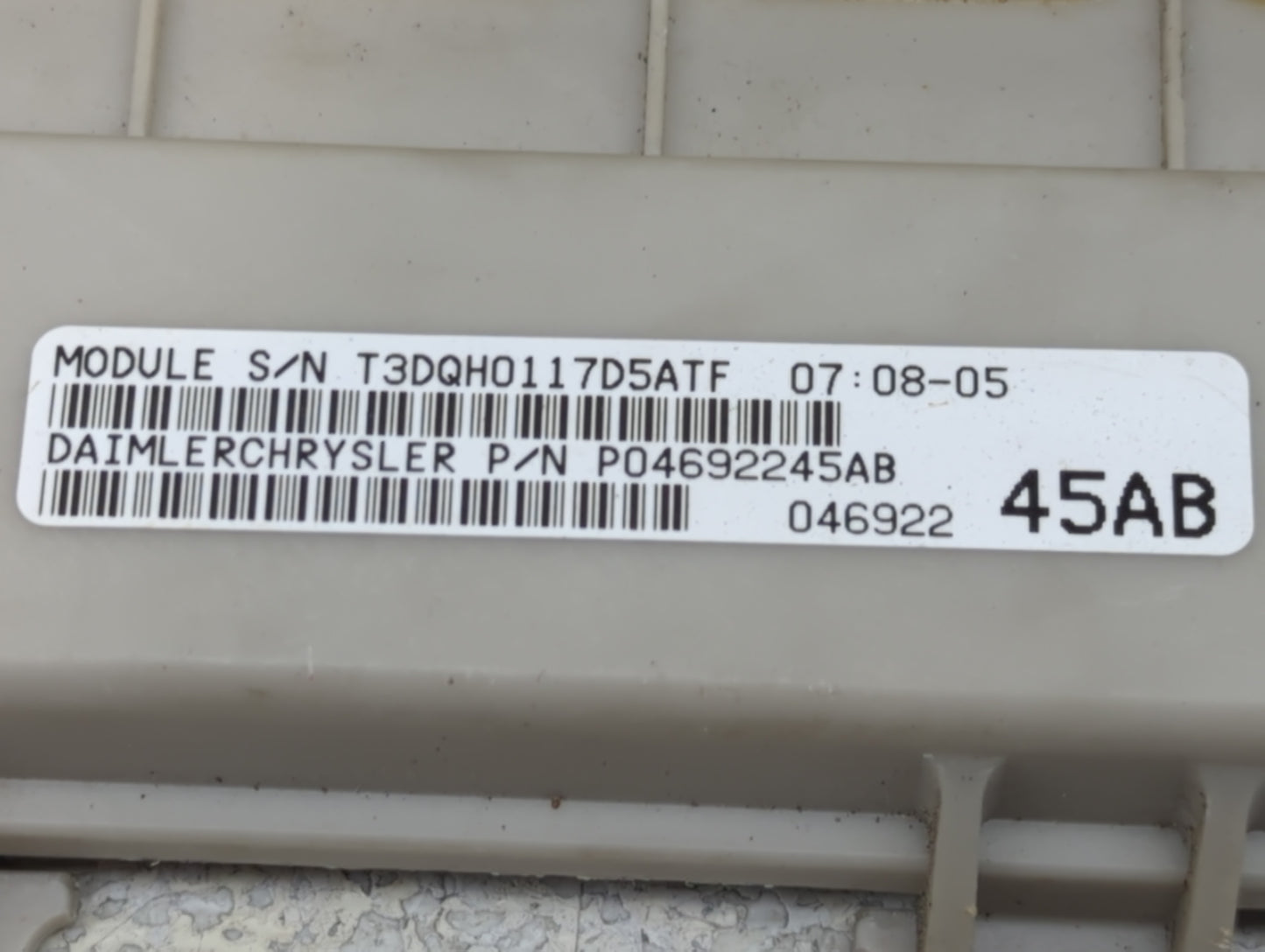2006 Chrysler Town & Country Body Control Module Bcm Inner Cabin Fuse Box - Oemusedautoparts1.com