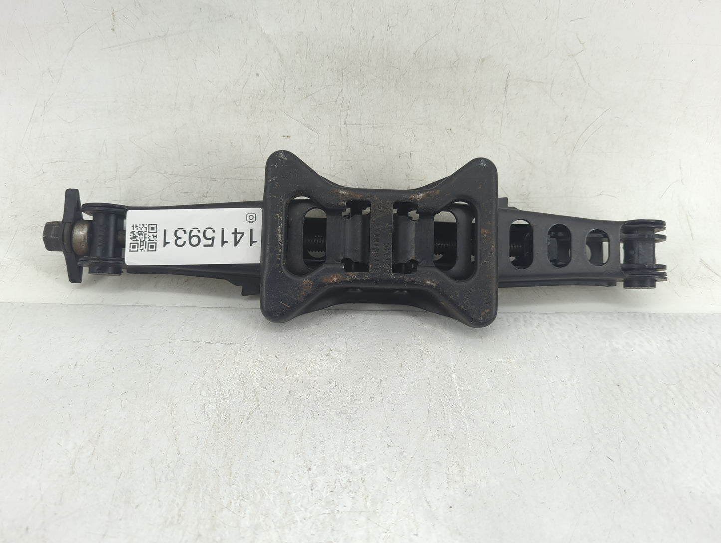 2006 Dodge Charger Spare Scissor Car Jack 1415931 - Oemusedautoparts1.com