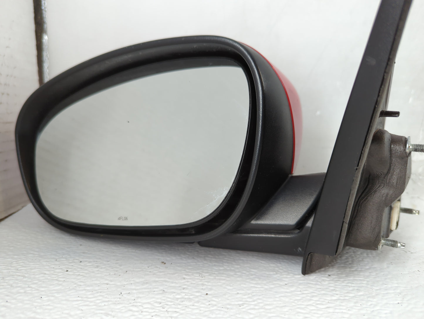 2006-2010 Dodge Charger Driver Side View Mirror - Left Door Mirror OEM Used - Oemusedautoparts1.com
