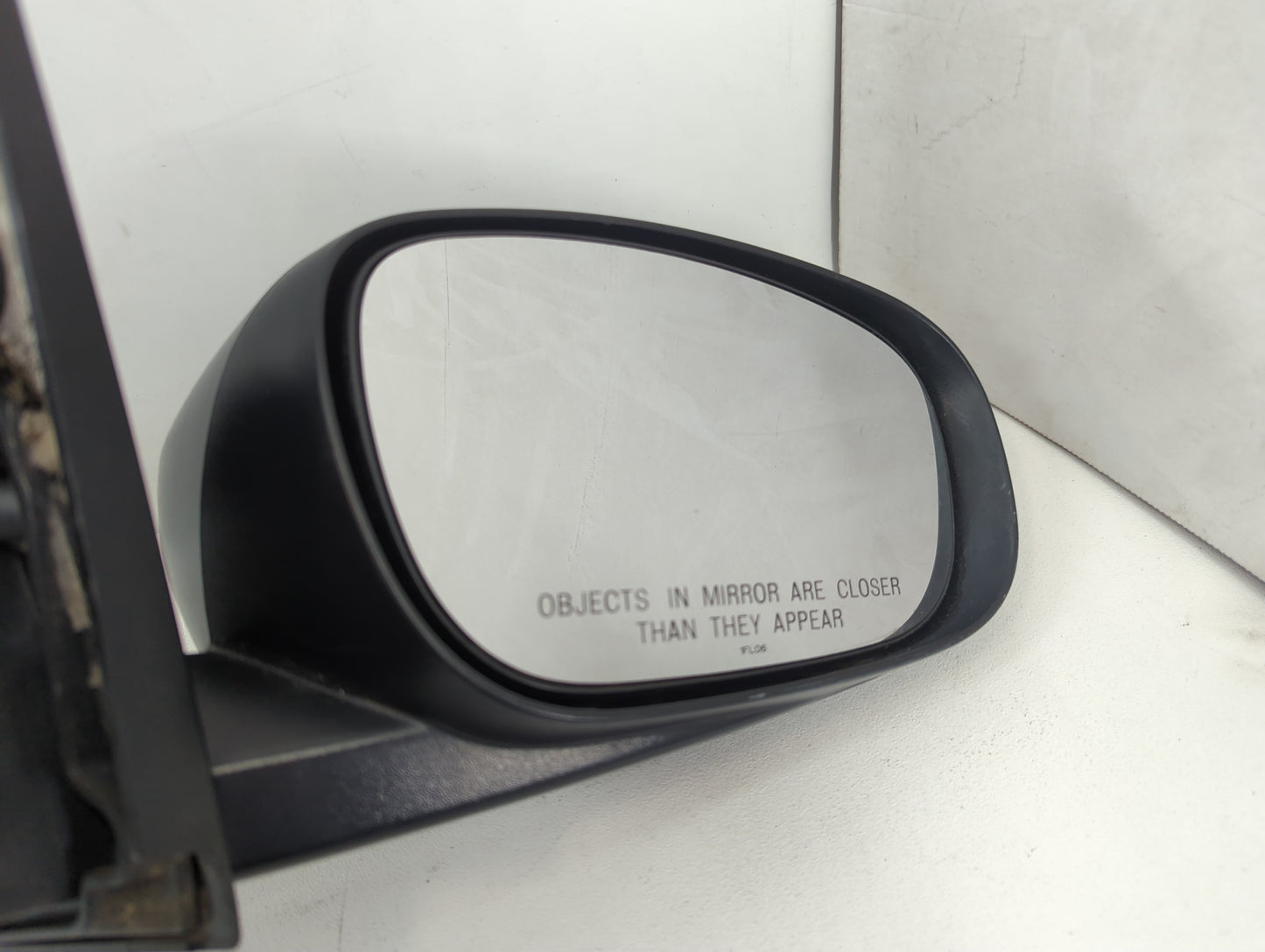 2006-2010 Dodge Charger Passenger Side View Mirror - Right Door Mirror OEM Used - Oemusedautoparts1.com