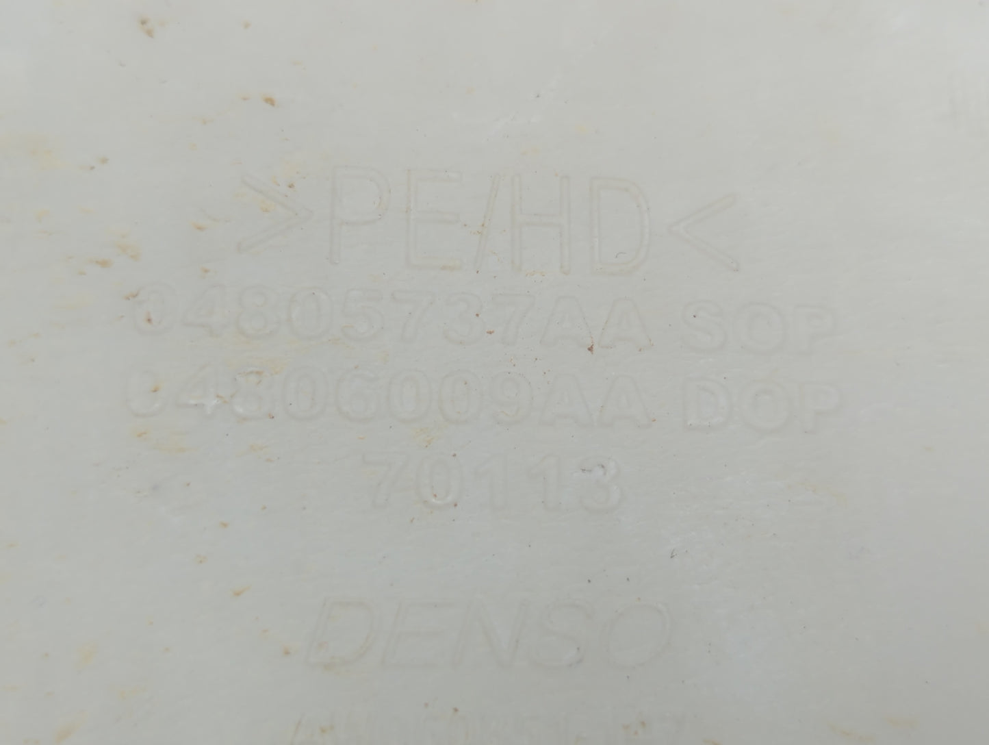 2005-2008 Dodge Magnum Windshield Washer Fluid Reservoir Bottle Oem - Oemusedautoparts1.com