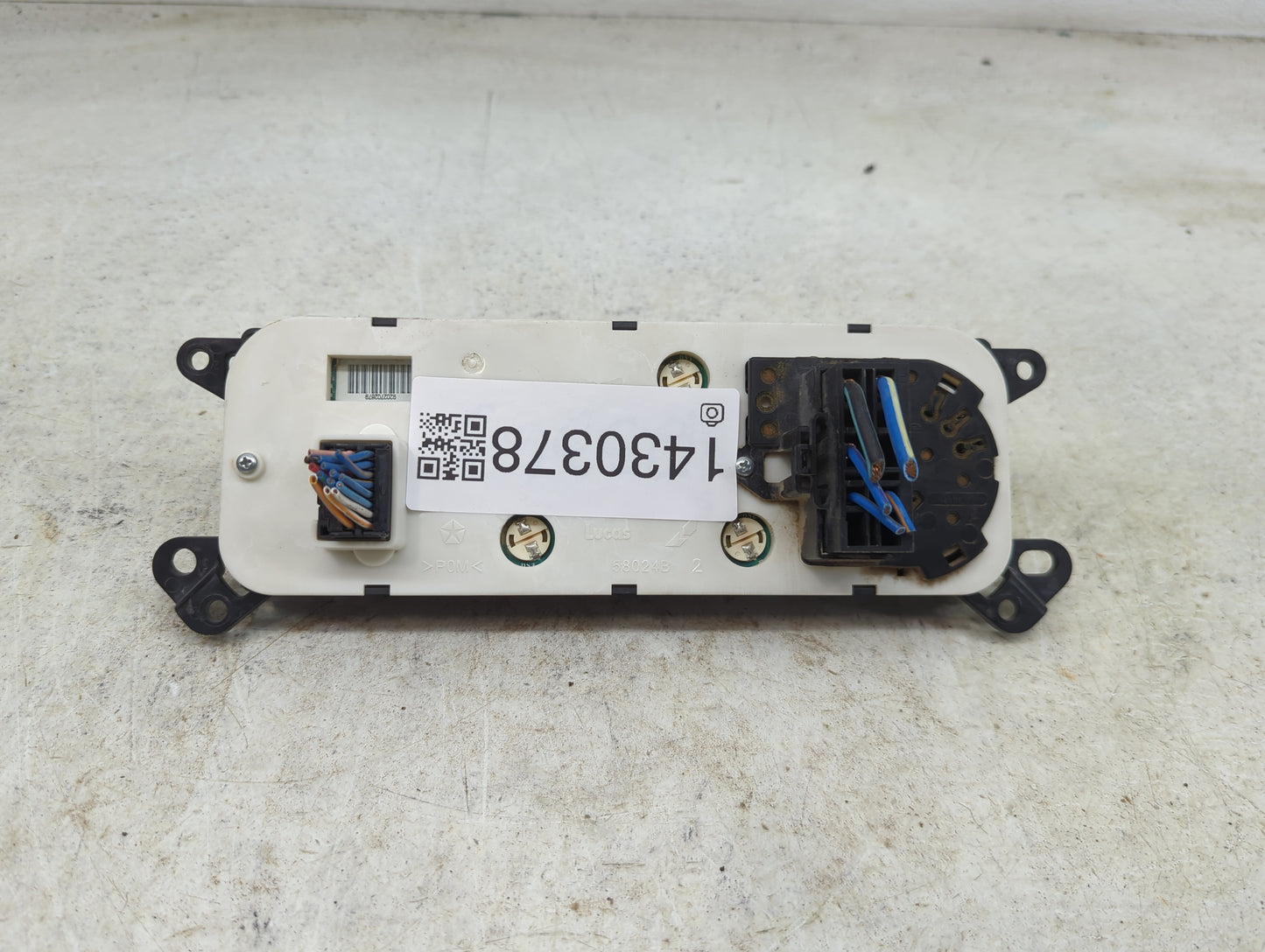 2006-2007 Dodge Ram 2500 Climate Control Module Temperature AC/Heater Replacement P/N:P55056569AD 58024B Fits Fits 2006 2007