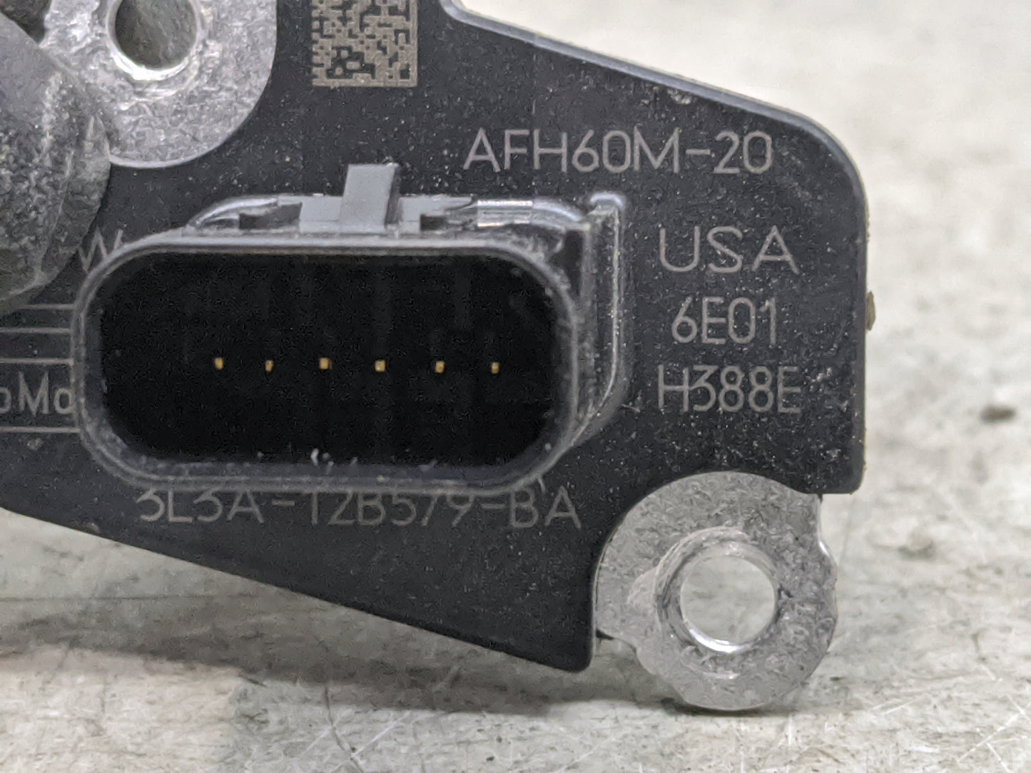 Ford E250 Mass Air Flow Meter Maf 1485920 - Oemusedautoparts1.com