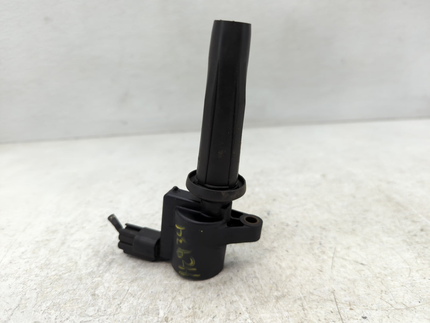 2005-2008 Ford Escape Ignition Coil Igniter Pack - Oemusedautoparts1.com