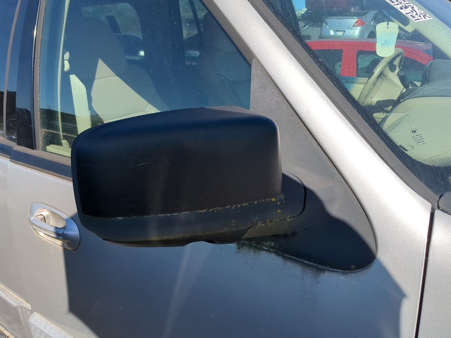 2005-2006 Ford Expedition Passenger Side View Mirror - Right Door Mirror OEM Used - Oemusedautoparts1.com