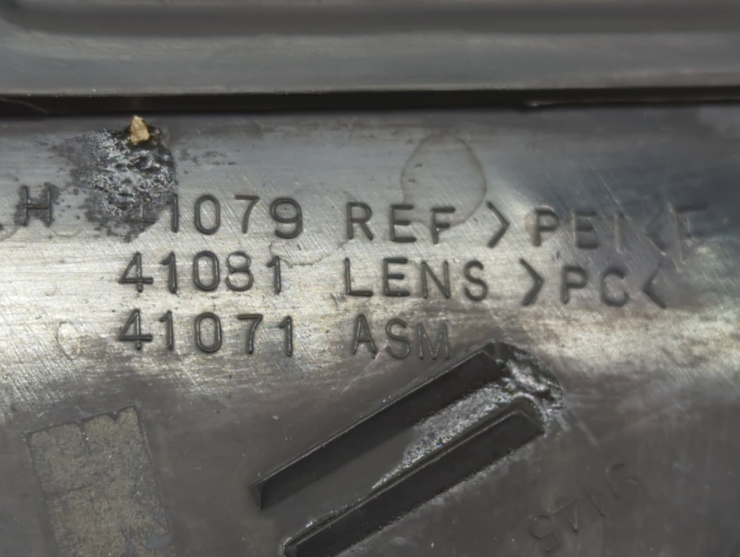 2003-2006 Ford Expedition Passenger Right Oem Fog Light Lamp - Oemusedautoparts1.com